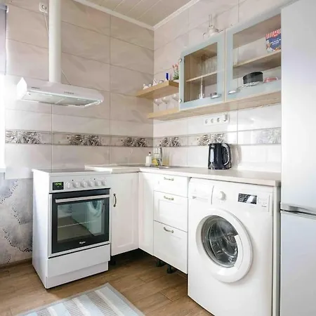別荘 House And Sauna House With Garden In The City