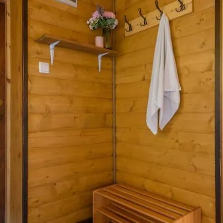House And Sauna House With Garden In The City * パルヌ